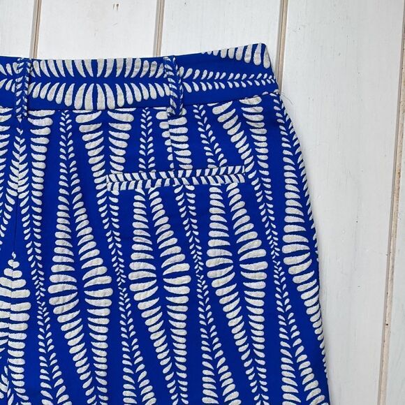 Tara Jarmon Blue and White Patterned Women Shorts - Picture 7 of 8